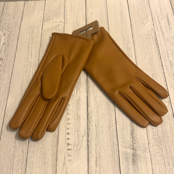 Woman’s Corduroy Cadet / Newsboy Hat - Picture 10 of 13